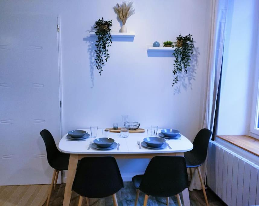 Logement Proche Hypercentre Caen Exterior foto